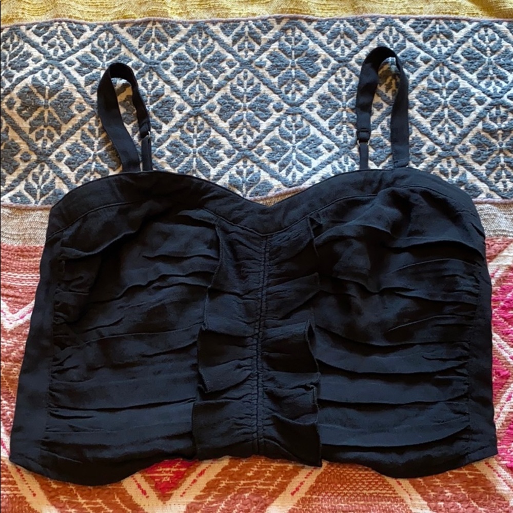 RUFFLE CROP TOP